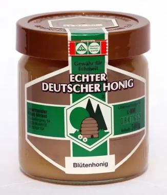 Ein Glas Blütenhonig aus der Imkerei Ahrens